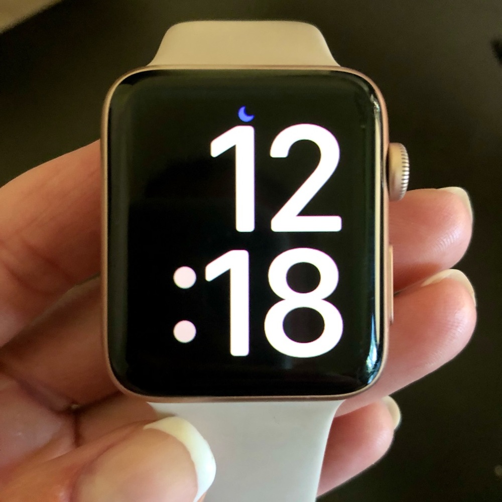 Apple Watch series 3 42 mm GPS only